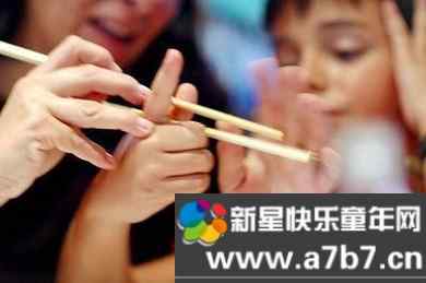 如何教孩子用筷子？