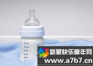 新生儿奶瓶怎么选择初生婴儿选择什么奶瓶好