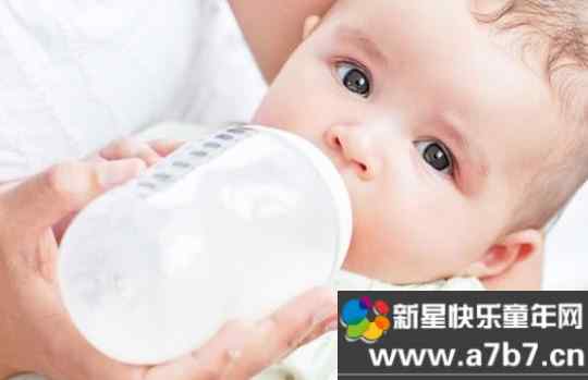 四个小方法帮助宝宝戒夜奶